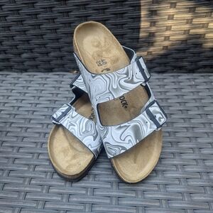 Birkenstock Arizona 40 Black and White Swirl Sandals